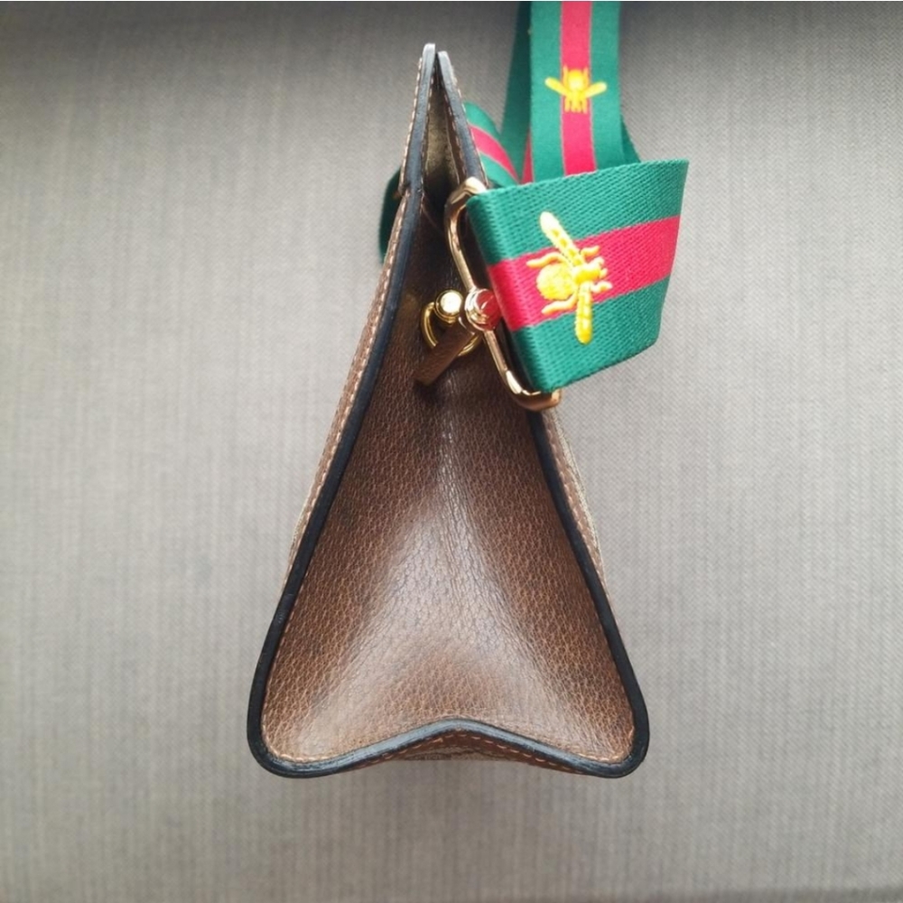 Authentic Vintage Gucci GG Monogram Supreme Clutch Crossbody Bag - Picture 5 of 12